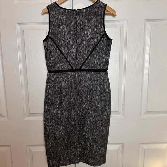 Ann Taylor Sheath Dress Black Gray Size 4 Wedding Party Business Classic Elegant - Picture 8 of 16